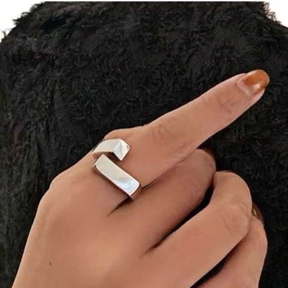 The Guggenheim Ring in silver 925 - Picture 1 of 9